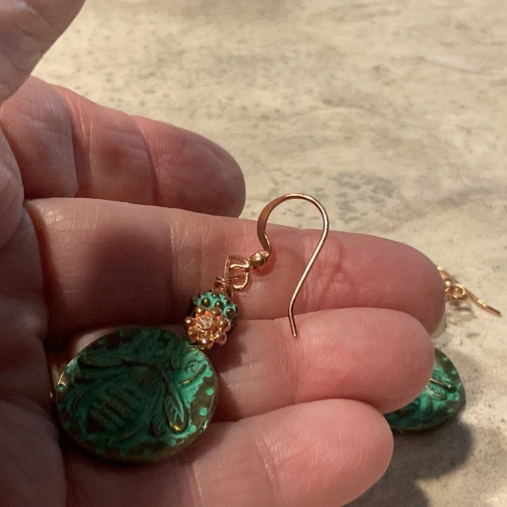 Artisan made earrings copper brass Bee round dangle pierced 1.5” New